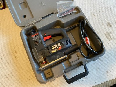 Pre-owned Skil 4470 orbital jig saw w/ case + blades 4.0A