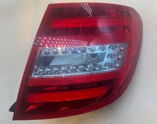 Mercedes W204 C-Klasse Kombi Heckleuchte Rückleuchte rechts LED A2048206564 N470