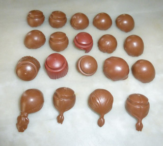 PLAYMOBIL ACCESSORIES FEMALE BROWN HAIR LOT OF 19 PIECES