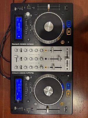 Numark Mixdeck Express Dual CD/MP3 DJ Player Mixer USB Black/Silver