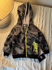 18 Month Nike Zip Up Boy  s hoodie Track Jacket Geometric Pattern New With Tags