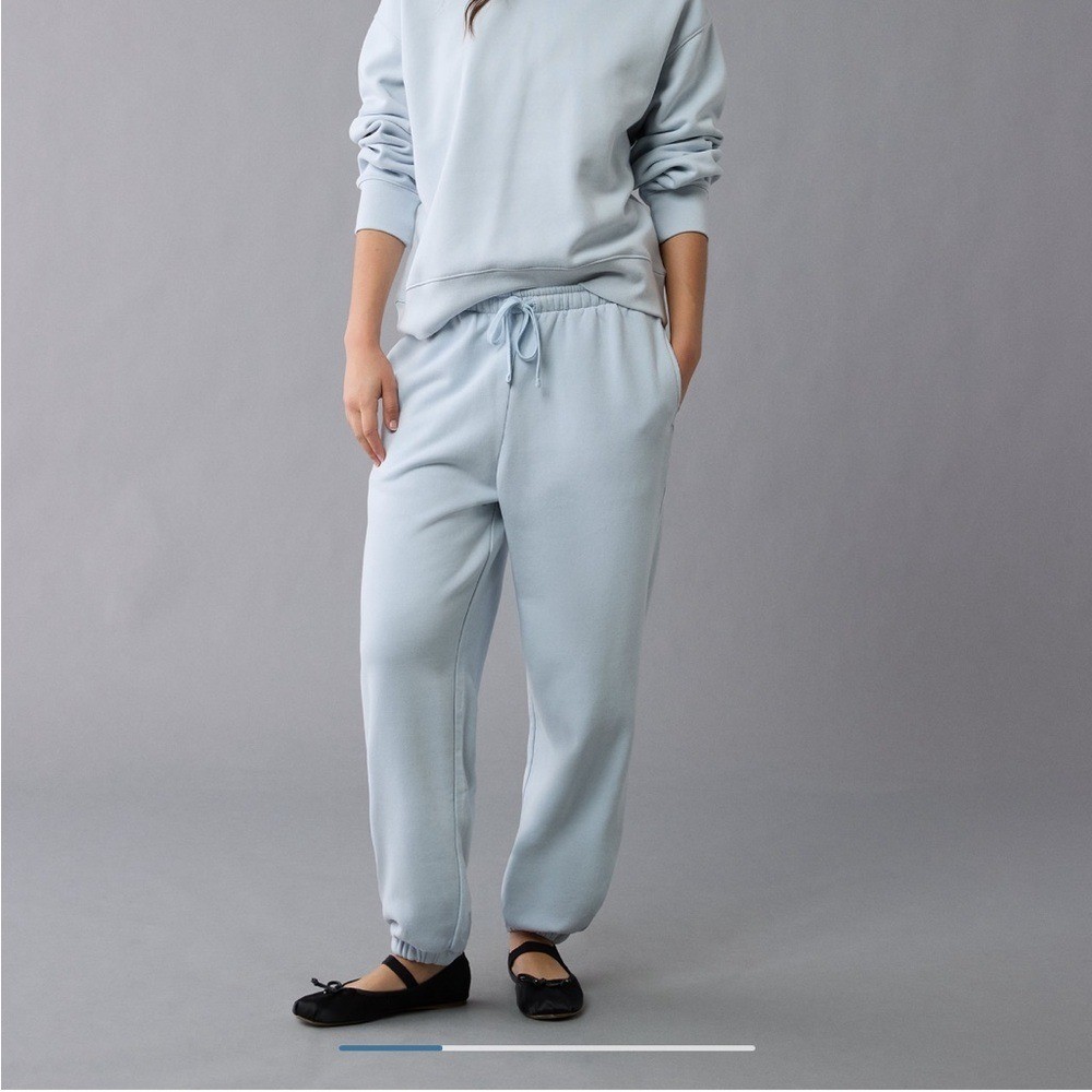American Eagle Outfitters Light Blue Sweatshirt and Joggers Set