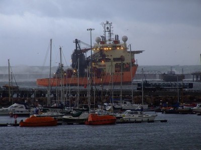 Photo A3 DSV Toisa Polaris Peterhead/NK1346 The Dive Support Vessel Toi c2010