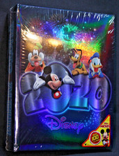 Disney 2020 PHOTO ALBUM Mickey w/ Friends 50 Pages 200 4x6 Photos sealed