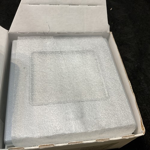 Carrier 33CS2PP2S-03 Edge Pro 2 Stage Programmable Thermostat NEW OLD STOCK NOS - Picture 2 of 2