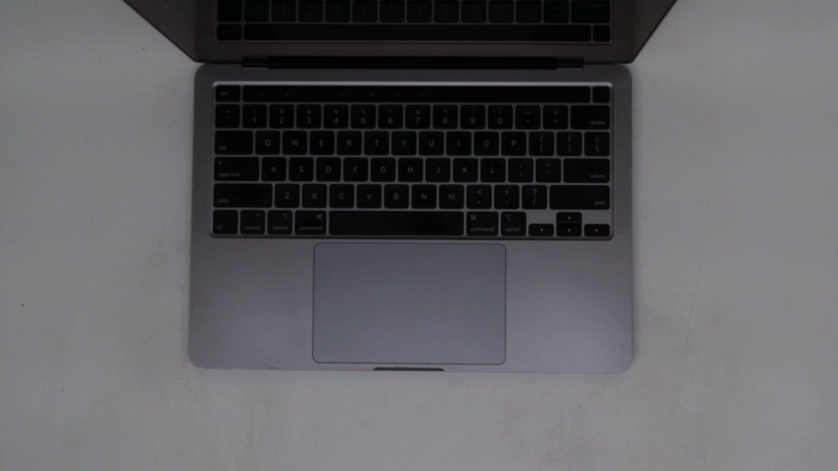 Apple MacBook Pro 13-Inch 13