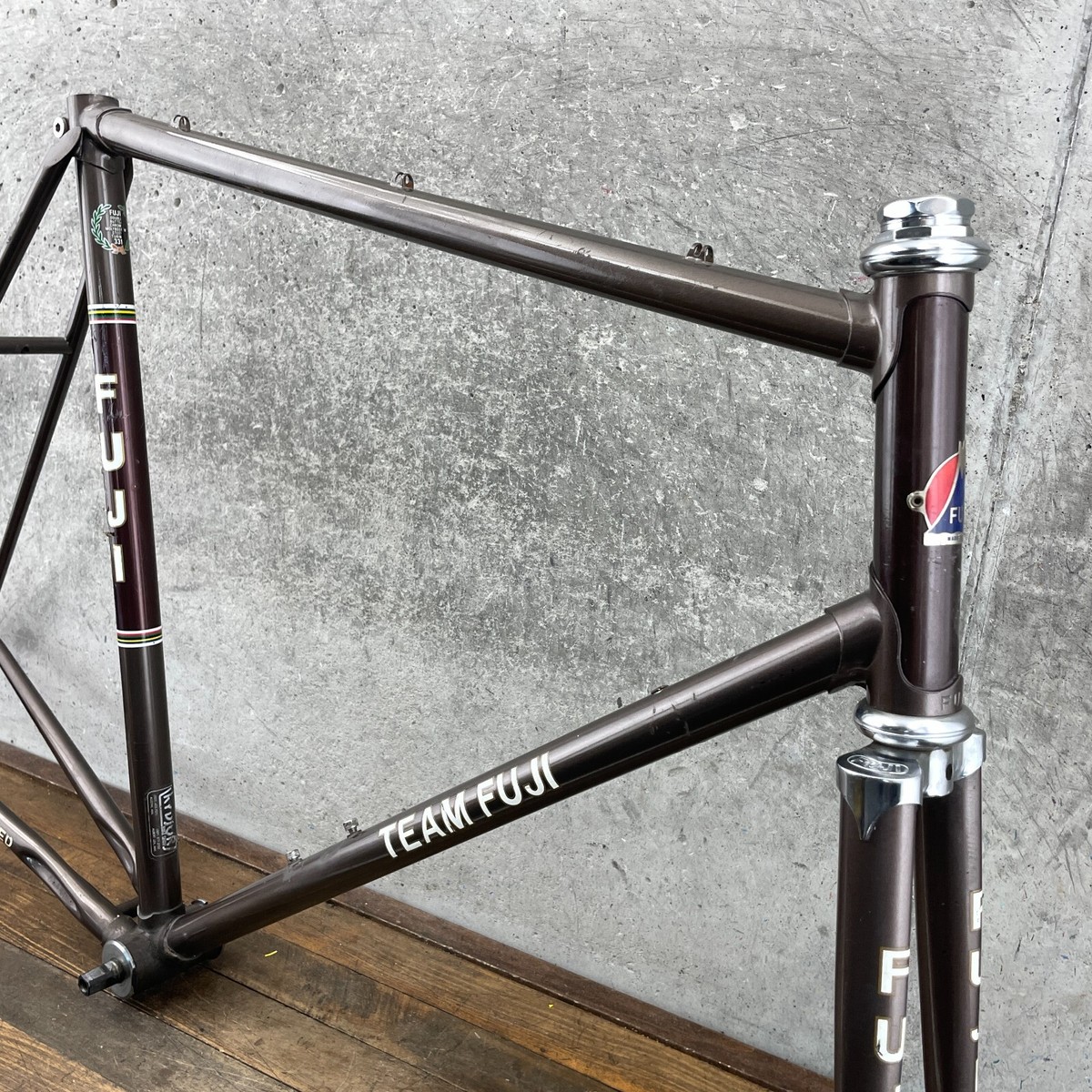 s-l1200.jpg s-l1200.jpg