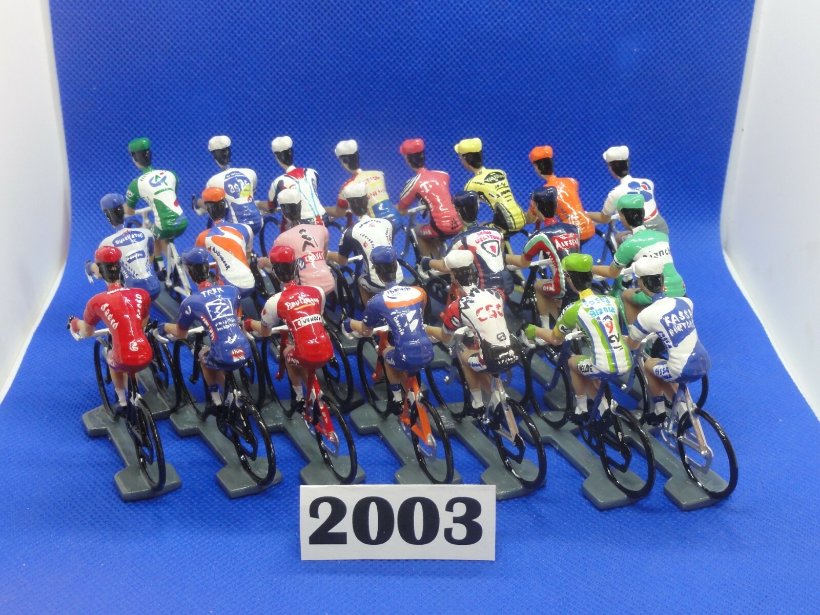 Lot De 22 Figurines Cyclistes - Tour De France 2003 - Cofalu - Miniatures Peintes à La Main