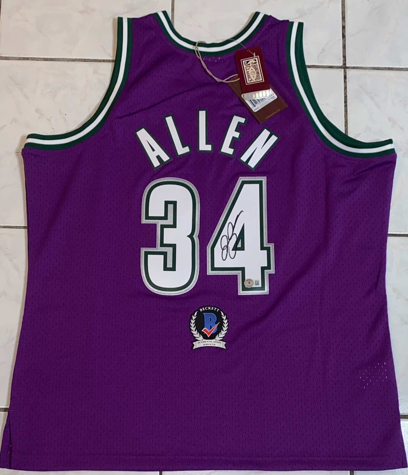 Ray Allen Autographed Signed Milwaukee Bucks M&N Replica Basketball Jersey Beckett Wit 