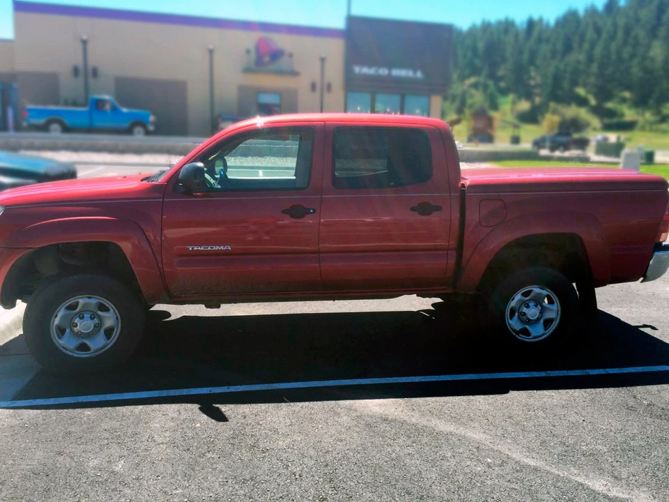 Rancho RS999915 QuickLift Complete Strut Assembly for 2005-2018 Toyota Tacoma Foto 2 de 4