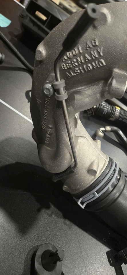 Manguera de admisión de aire del motor AUDI TT QUATTRO/TTS QUATTRO 2019-2021 OEM 07K-133-359-H, Foto 3 de 4