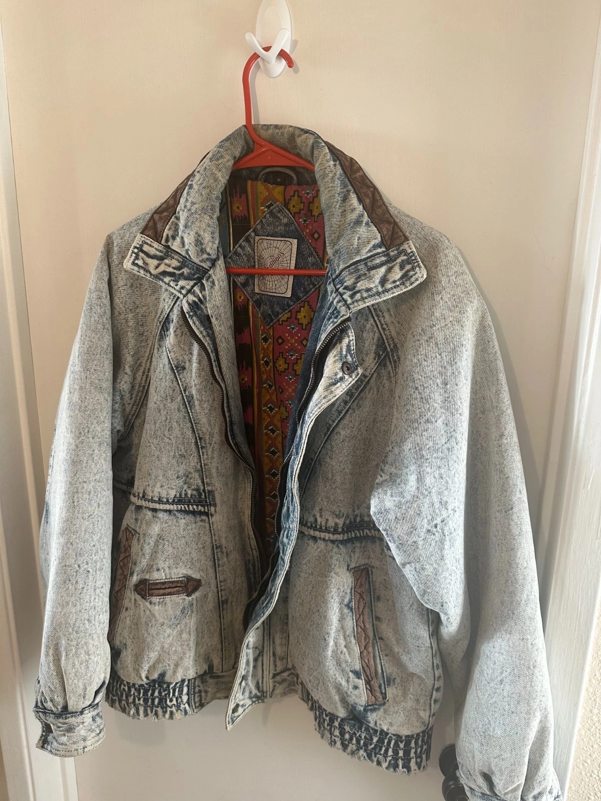 Vintage Expeditions Jean Jacket, Acid Wash (Size M, Medium) - BROKEN ZIPPER