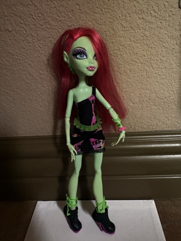 Venus Mcflytrap Music Festival Doll Monster High Brand Mattel