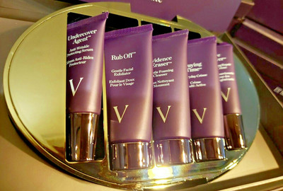 Vbeaute IT KIT Treatment Moisturizer Cleanser Toner Exfoliate Valentines Day