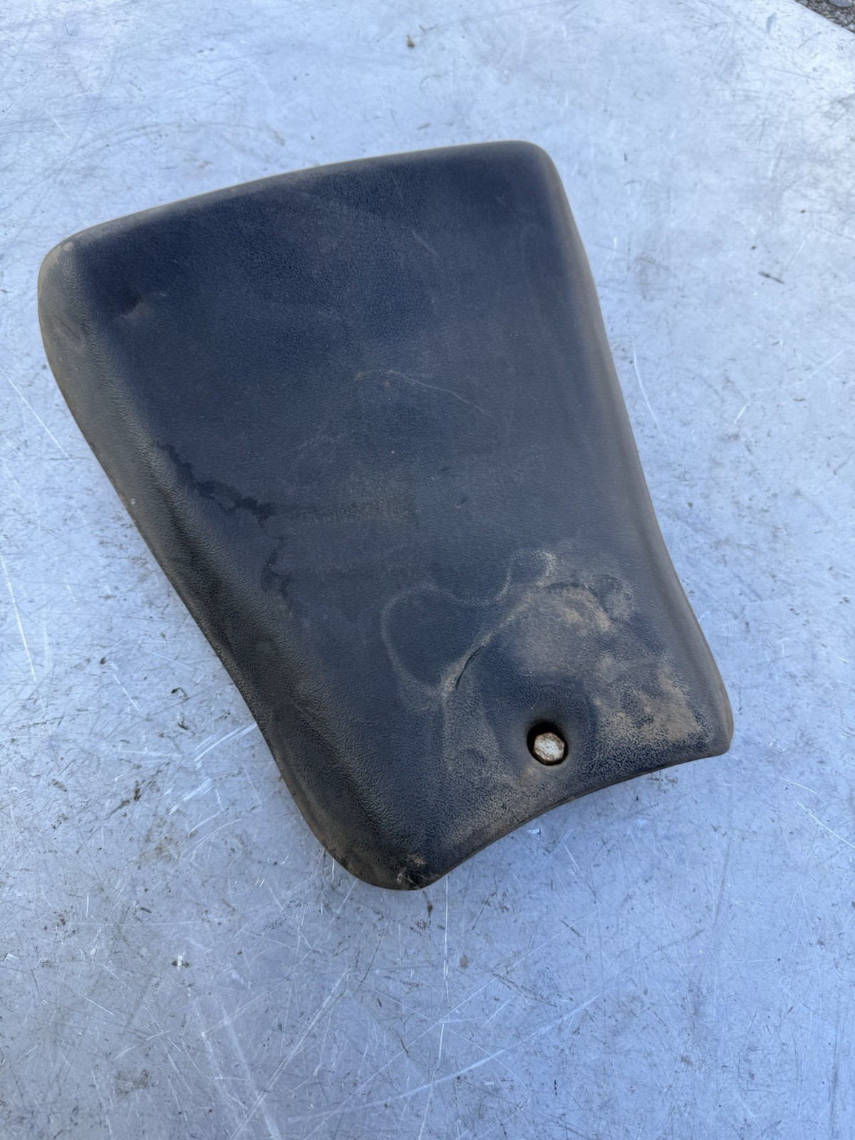 Suzuki RGV250 RGV 250 Riders Seat Cover Oem Original Drivers Genuine 45111-12C00