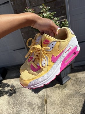 Nike Air Max 90 Yellow Pink Lace Up Low Top Athletic Sneakers 