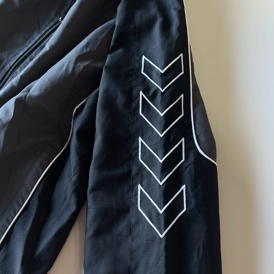 Hummel Embroidered Windbreaker Jacket Medium Full Zip Long Sleeve Black Gray - Image 4 of 4