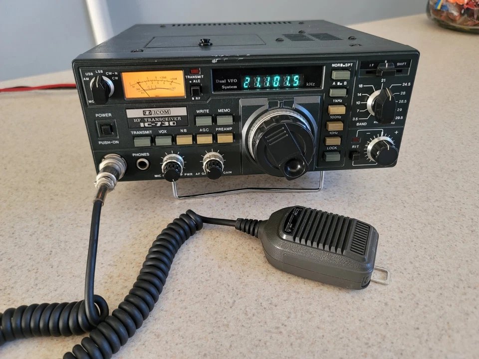 ICOM IC 730 HF TRANSCEIVER - Image 3 of 4