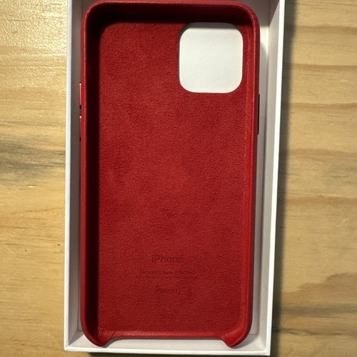 NEW Apple Leather Case for iPhone 11 Pro - (PRODUCT)RED - Open Box - Photo 5 sur 7