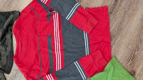 Boys PJ and top sz 6/7 - Picture 2 of 7