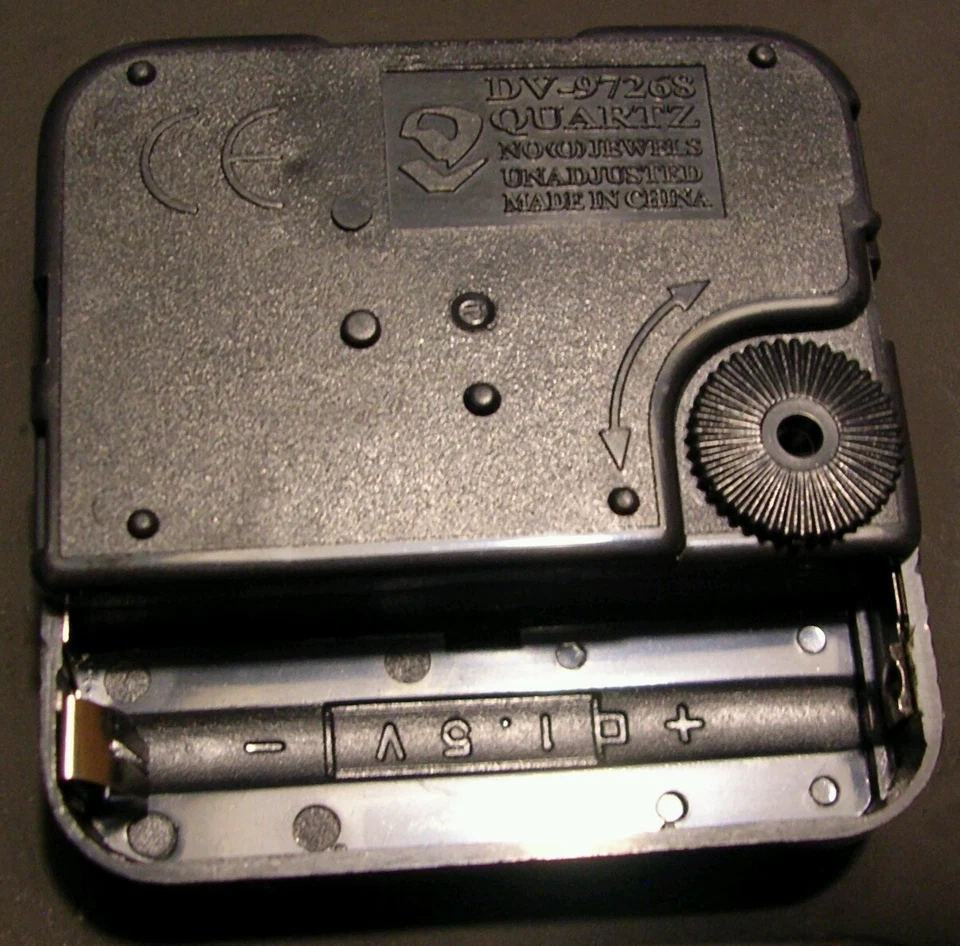 MEGA RARE - 12" ROUND SPRINGFIELD DRAGONFLY METAL THERMOMETER CLOCK  - Image 4 of 4