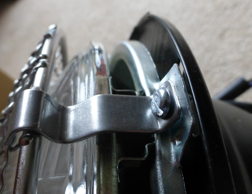 Land Rover Series 1 2 2a 3 Stainless Steel Headlamp Stone Guards Protectors Pair - Image 3 of 4