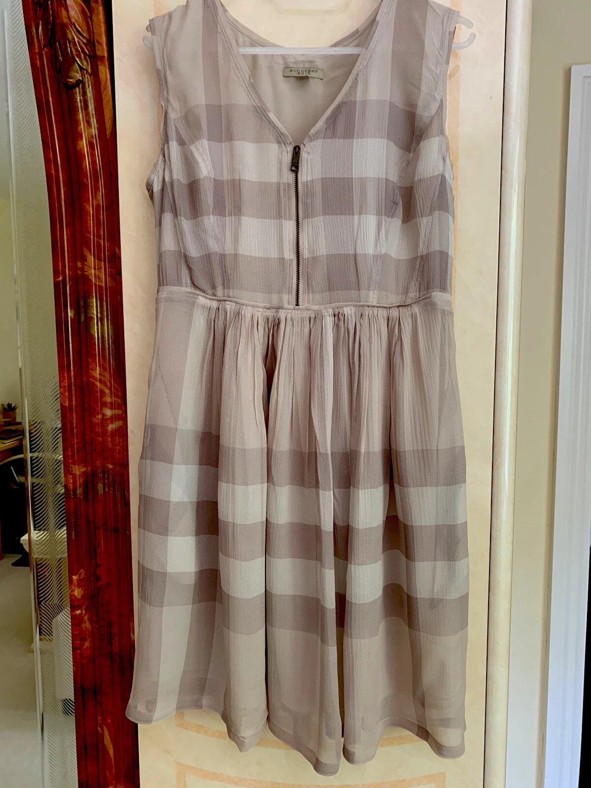 abito burberry skater (UK 10)