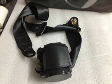 Vw Transporter t5 2004 kombi van rear middle row seat belt x 1
