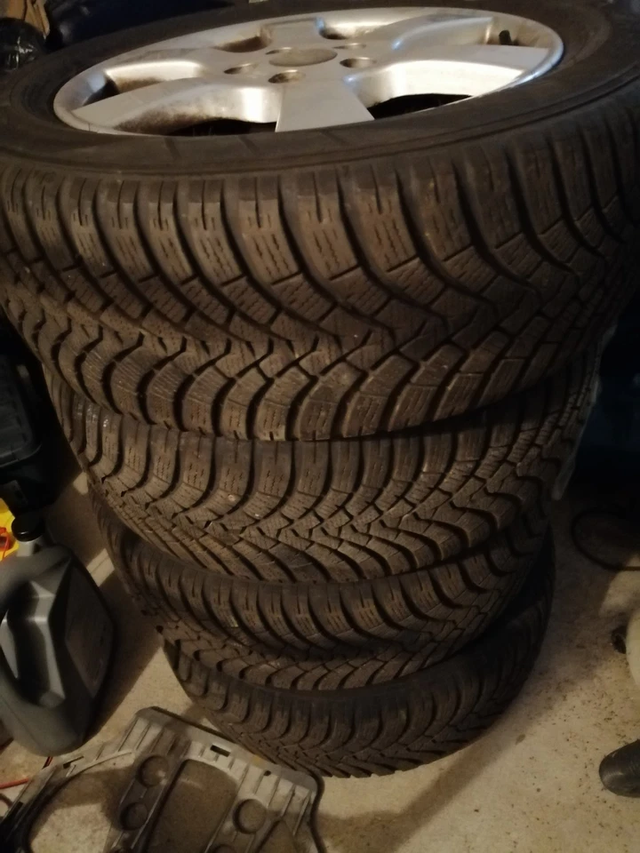 Felgen 205/55 R16 H Inklusive Winterreifen - Bild 2 von 2