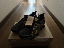 Men US 8.0 Asics GEL-QUANTUM KINETIC 942363