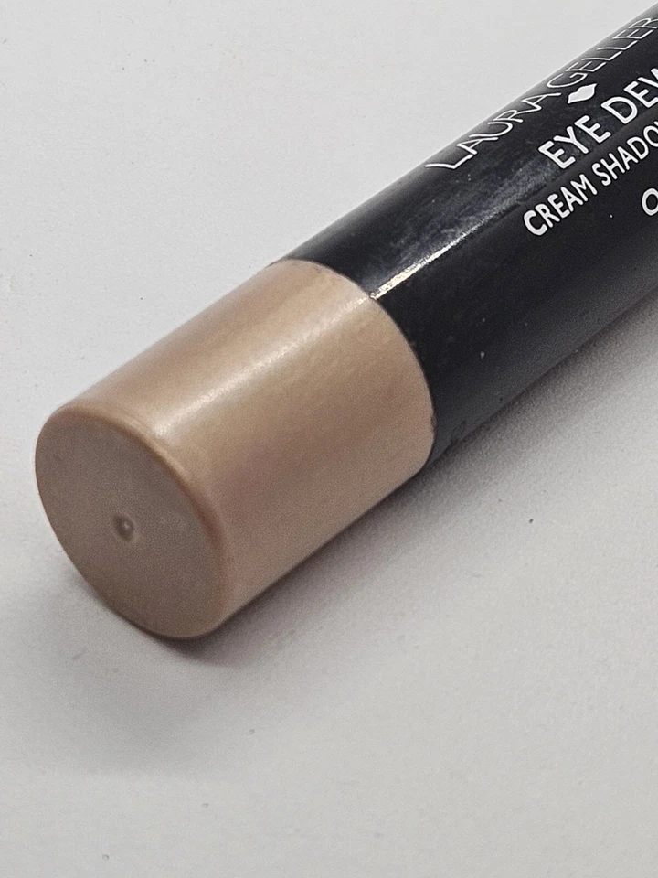 Crema sombra OPAL 0,07 oz Laura Geller EYE DEW (PUNTA DAÑADA) Foto 3 de 3