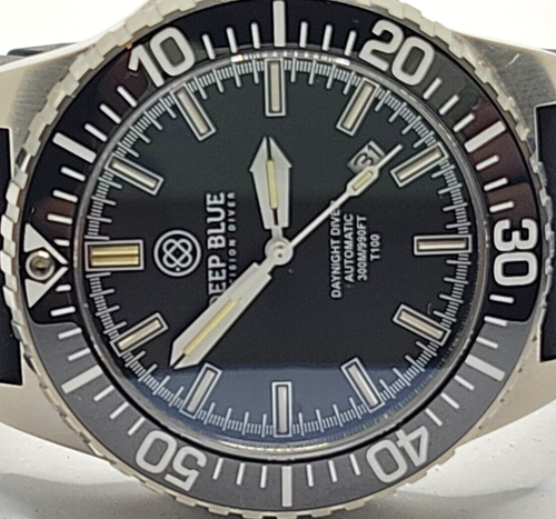 NEW! Deep Blue Daynight 65 T-100 Tritium Automatic Men's Dive Watch w/ 2 bands - Picture 4 of 8