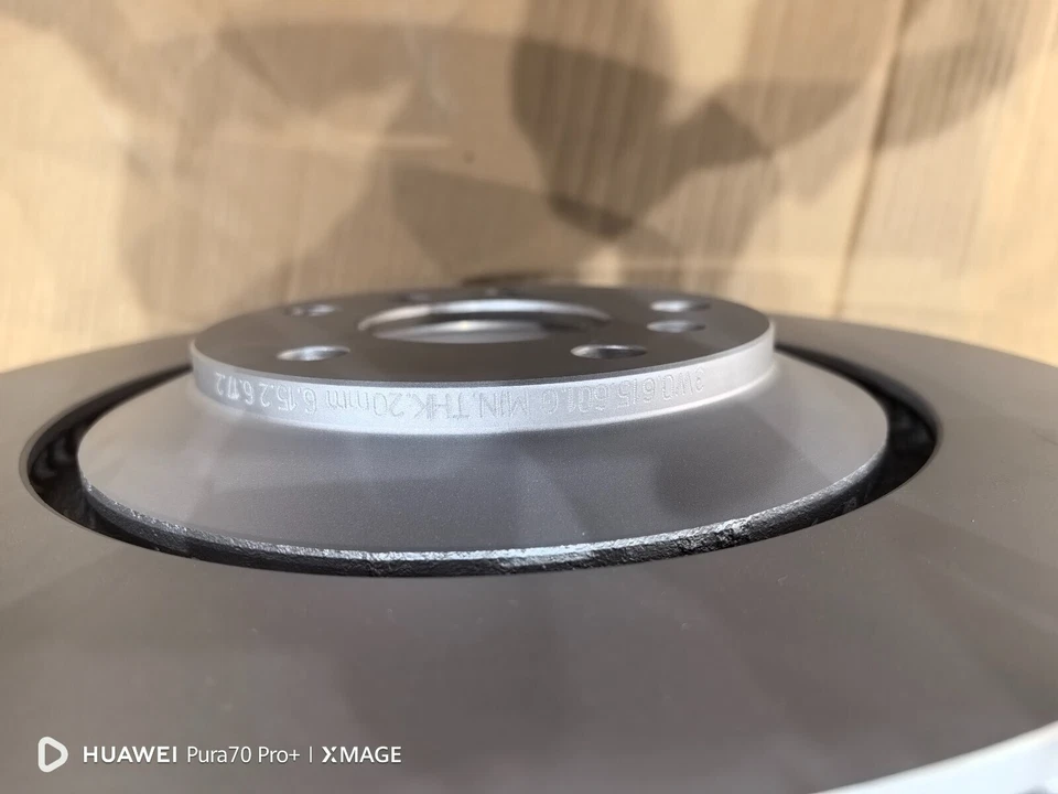 2003-2017 Bentley Continental Gt GTc Flying Spur rear brake pads & rotors OEM - Image 3 of 4