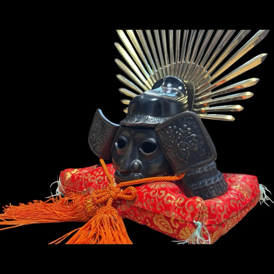 Antiguo casco samurai japonés Hideyoshi Kabuto armadura de dragón Yoroi de colección Foto 4 de 4