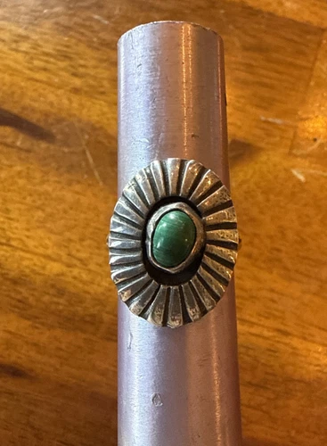 Vintage Silver Malachite Native Shadowbox Ring Size 5.75