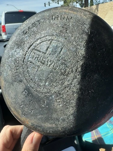 Griswold Cast Iron Pan ~ 724C Needs Cleaned