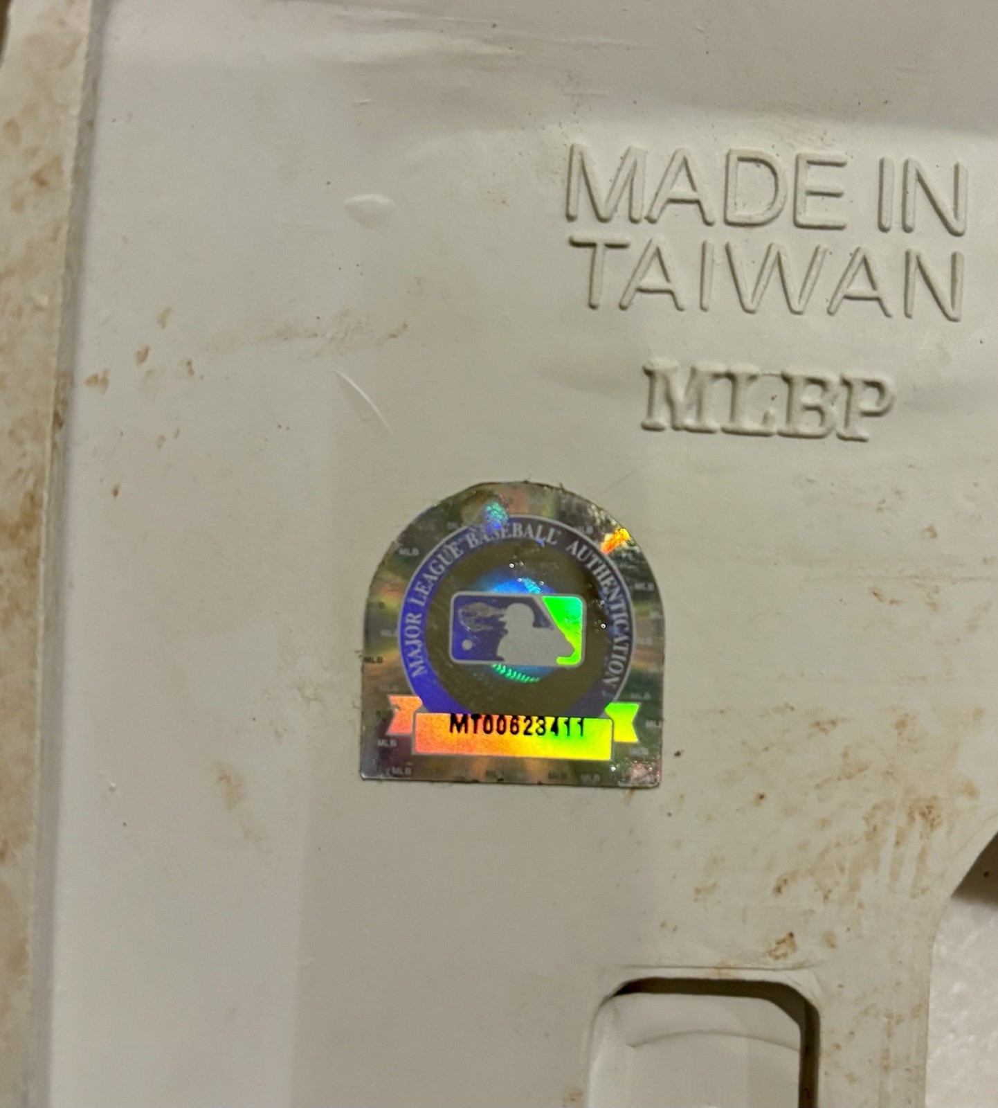 St Louis Cardinals Busch Stadium FINAL SEASON Base 06/24/05 MLB AUTHENTICATED