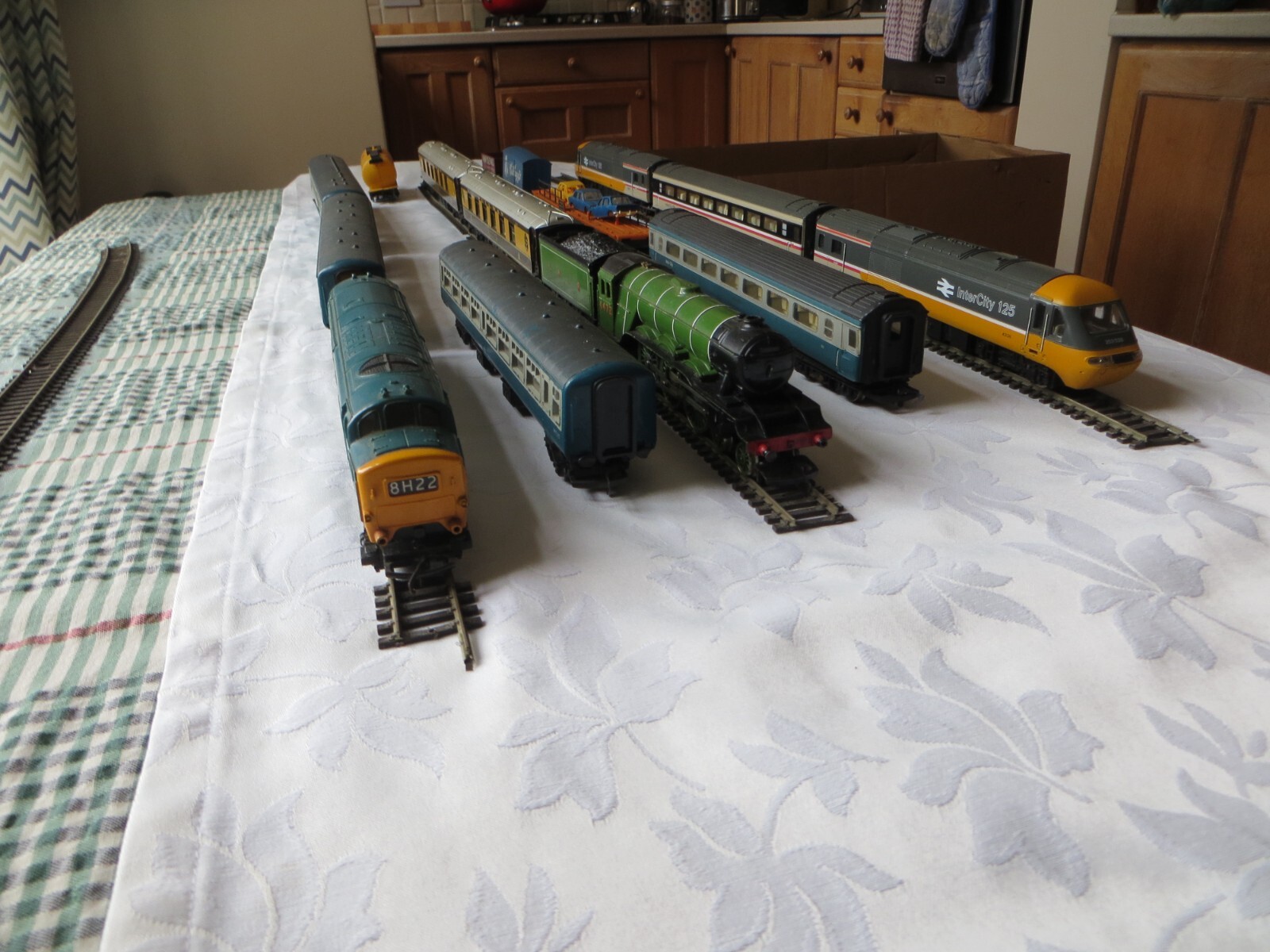 Three working Hornby 00 train sets eBay