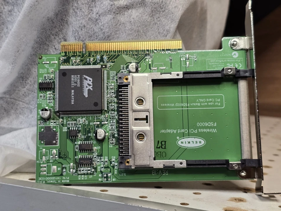 Belkin F5D6020g Wireless Desktop PCI Network Adapter Card 802.11b 11Mbps New - Bild 2 von 4