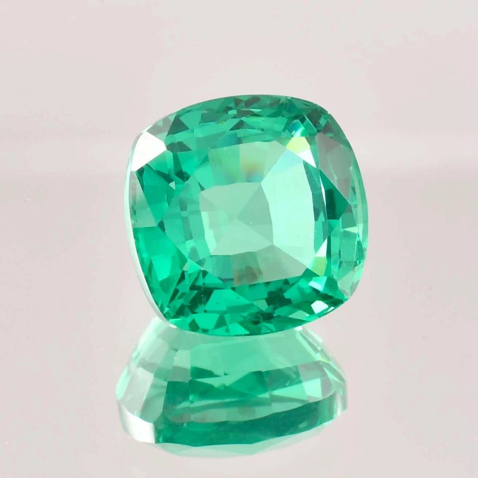 10x10 MM Natural Green Colombian Emerald Cushion Cut Loose Gemstone Certified - Image 4 of 4