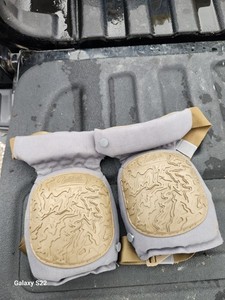 Latitude Outdoors Knee Pads