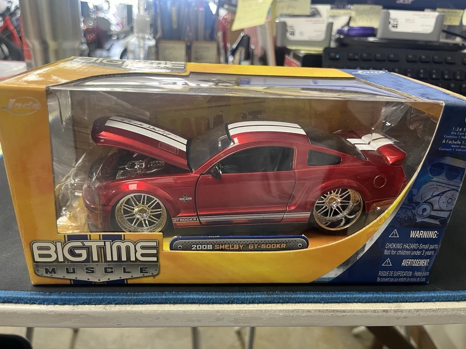 Carroll Shelby вручную подписанный 2008 Shelby GT-500KR большое время мышцы 1/24 масштаб автомобиля - Изображение 4 из 4