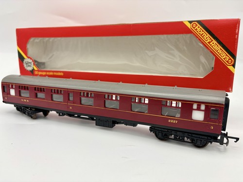 Hornby R935 LMS Reisebus 2257 volle dritte Spurweite OO verpackt Vintage #JD16 | Zustand: Used