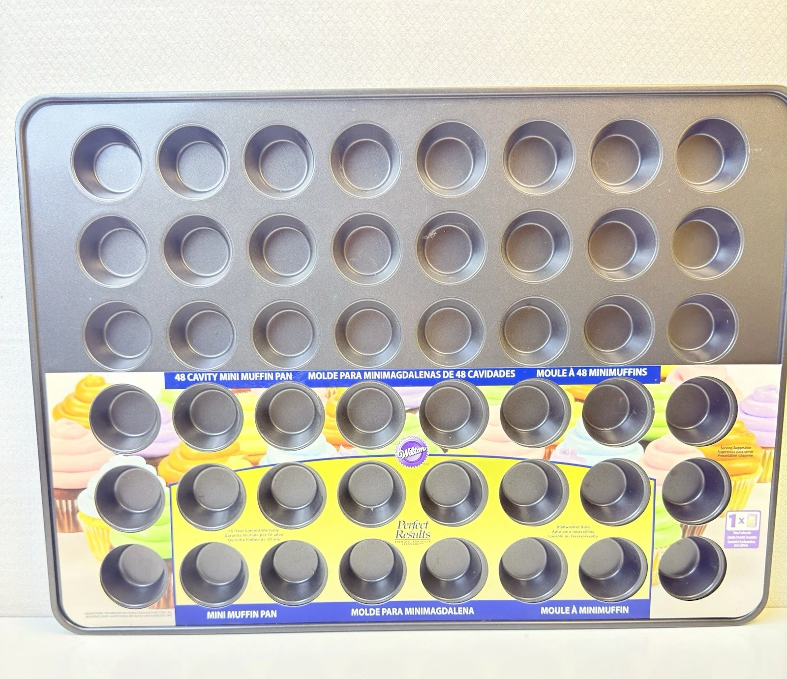 Wilton Perfect Results Mega Mini Muffin Pan 48 Cavity 21.5"X15.5" NEW
Opens in a new window or tab