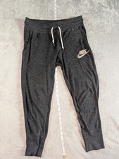 Nike Women Sportswear Vintage Capris Size Small 813875-010