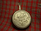 NICE VTG 3 NOTCH HEAT RING LODGE CAST IRON SKILLET SITS FLAT JUMPING BASS FISH