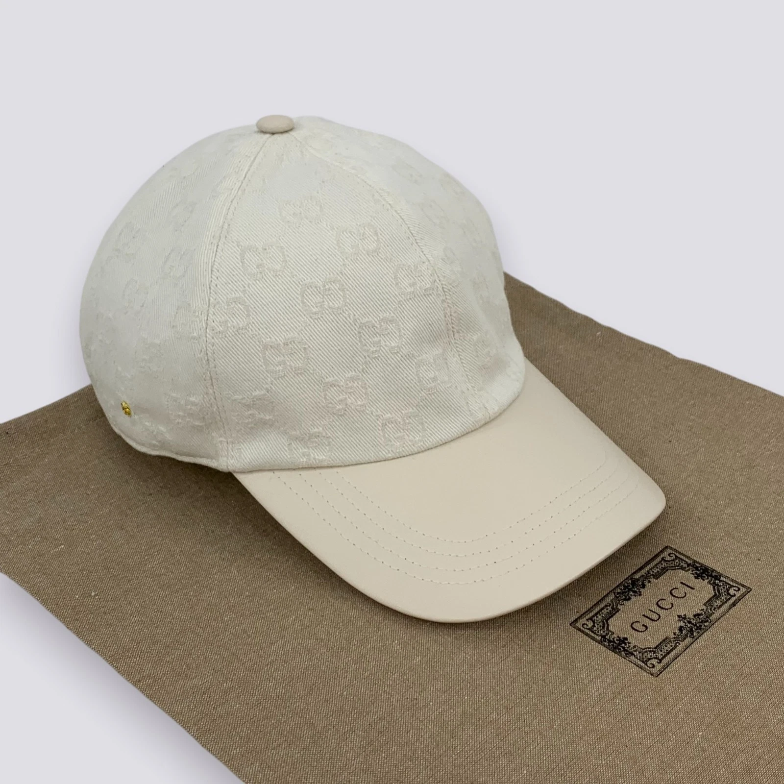 Cappello berretto baseball Gucci GG monogramma logo denim cotone bianco taglia M