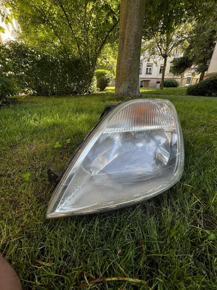 HAUPTSCHEINWERFER SCHWARZ für FORD FIESTA V FACELIFT 2005-2008 - Bild 2 von 3