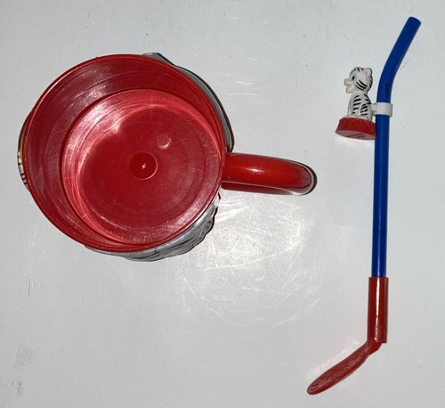 RINGLING BROS. & BARNUM BAILY 12 oz. Plastic Cup w/Matching Tiger Straw/Spoon - Picture 8 of 9