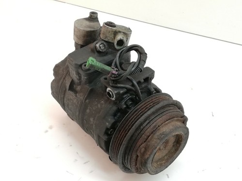 VW Passat 3B 2,5 TDI  V6  Klimakompressor Klima Kompressor  4b0260805c   (02)